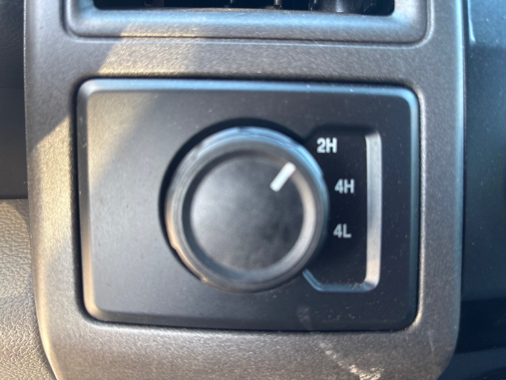 2022 Ford F-350 Image 13