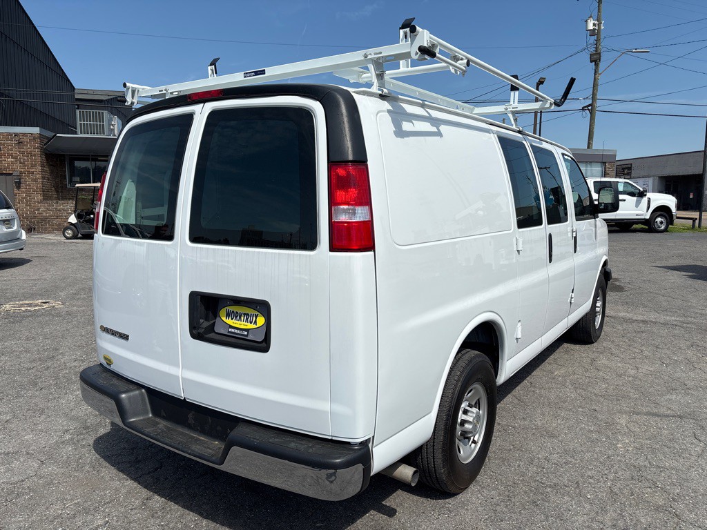 2024 Chevrolet Express Image 5
