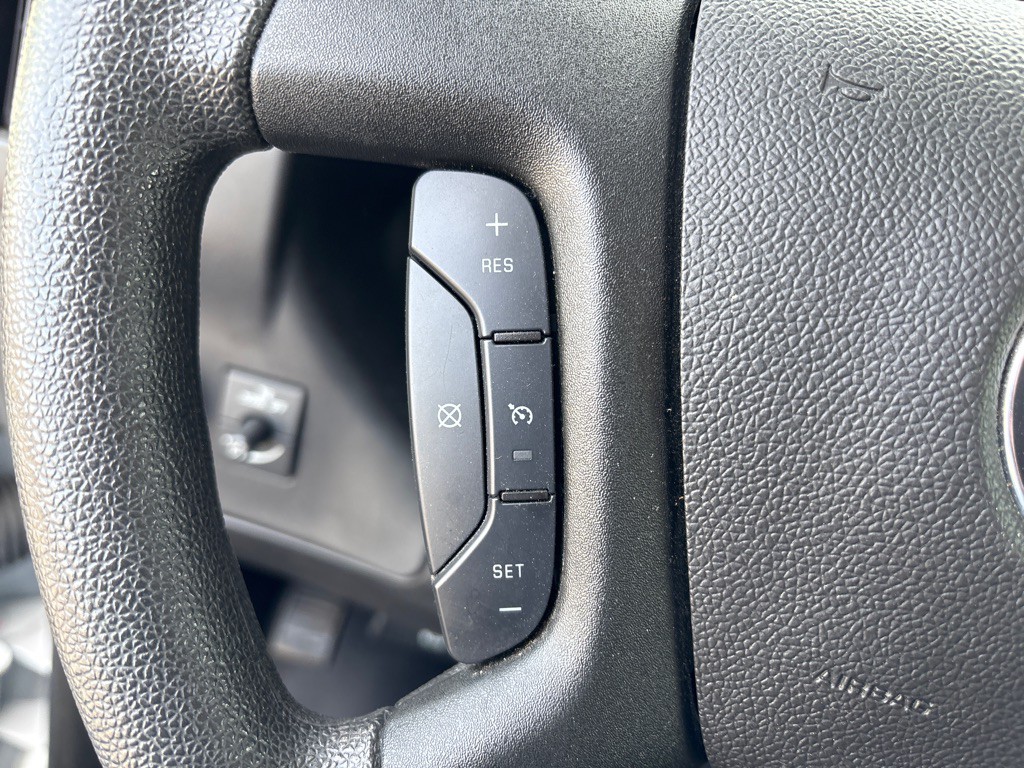 2024 Chevrolet Express Image 11