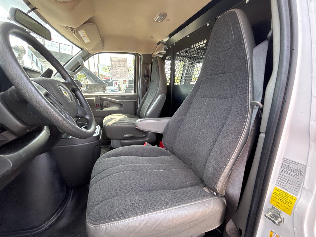 2024 Chevrolet Express Image 14