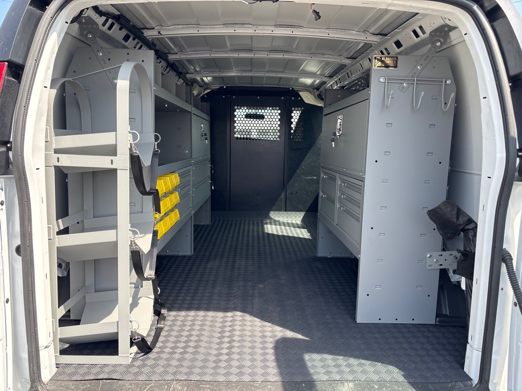 2024 Chevrolet Express Image 17