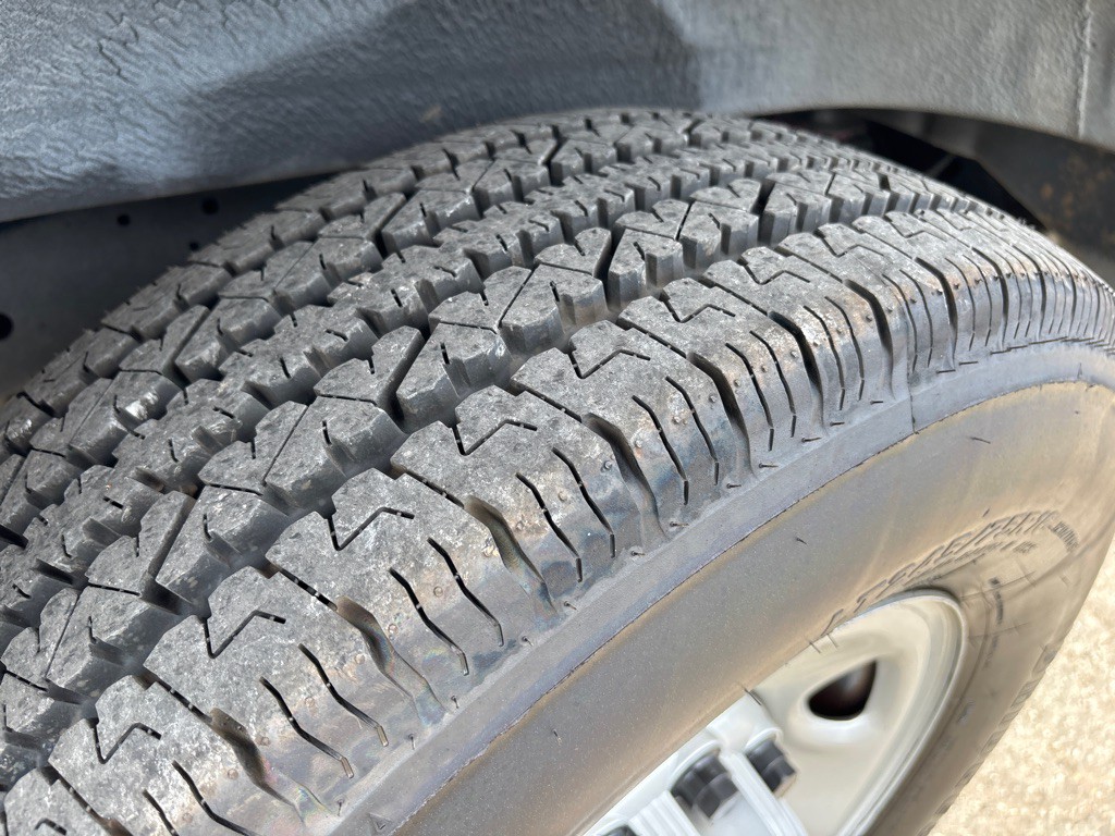 2024 Chevrolet Express Image 23