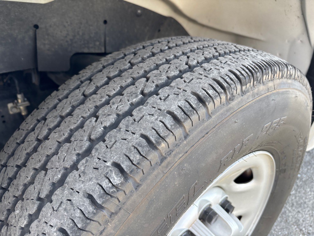 2024 Chevrolet Express Image 25