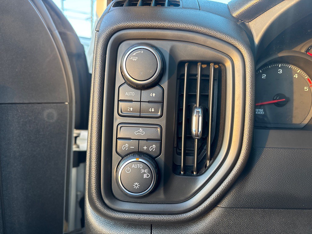 2022 Chevrolet Silverado 1500 Image 19