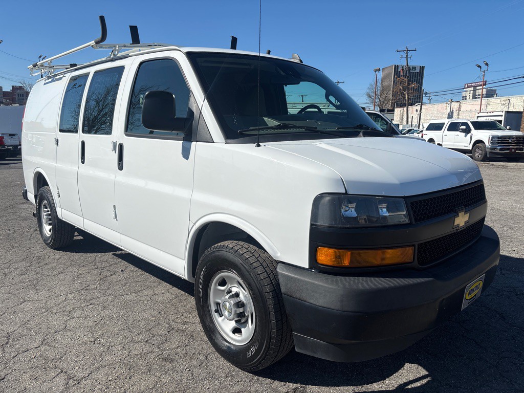 2020 Chevrolet Express Image 7