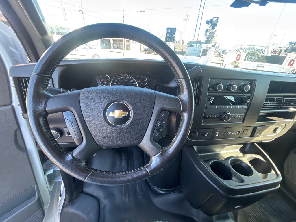 2020 Chevrolet Express Image 10