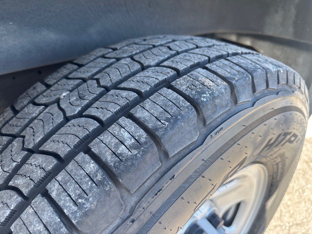 2020 Chevrolet Express Image 22