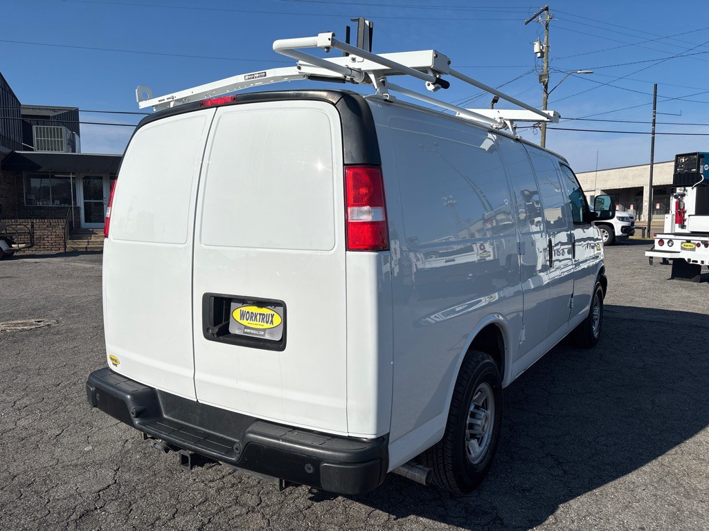 2021 Chevrolet Express Image 5