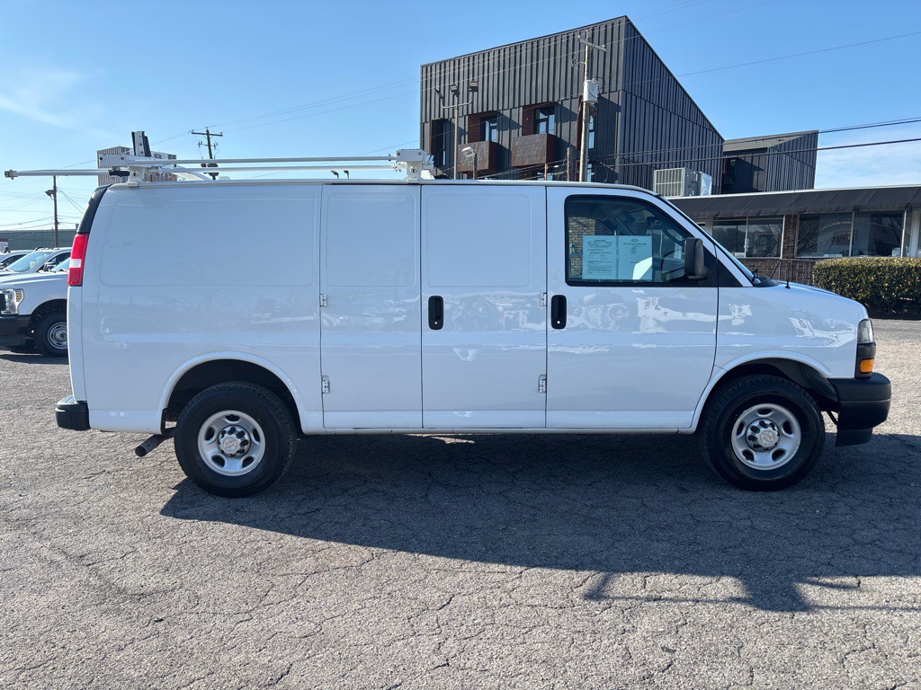 2021 Chevrolet Express Image 6