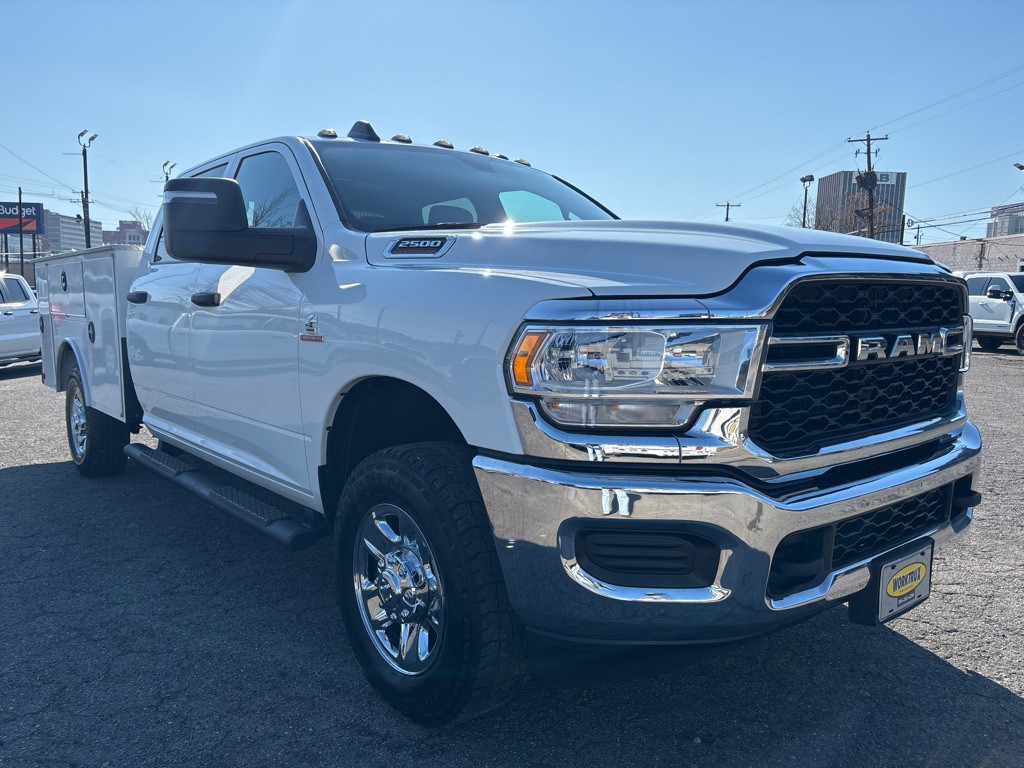 2024 RAM 2500 Image 12