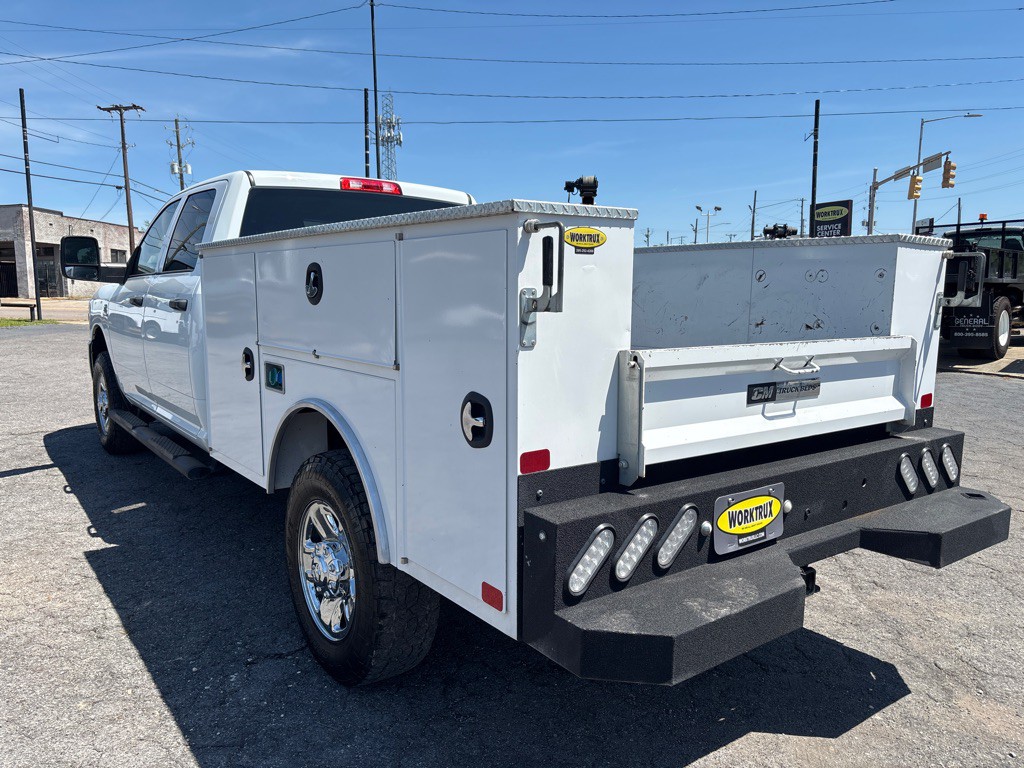 2024 RAM 2500 Image 3