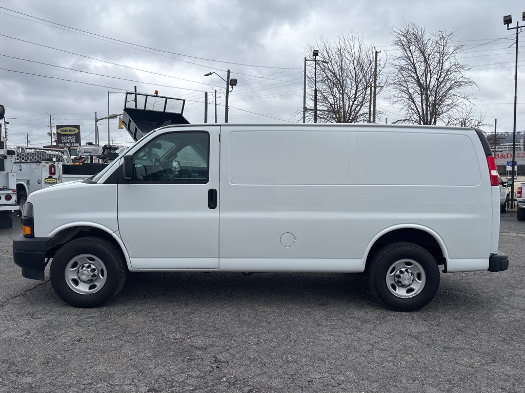 2020 Chevrolet Express Image 2