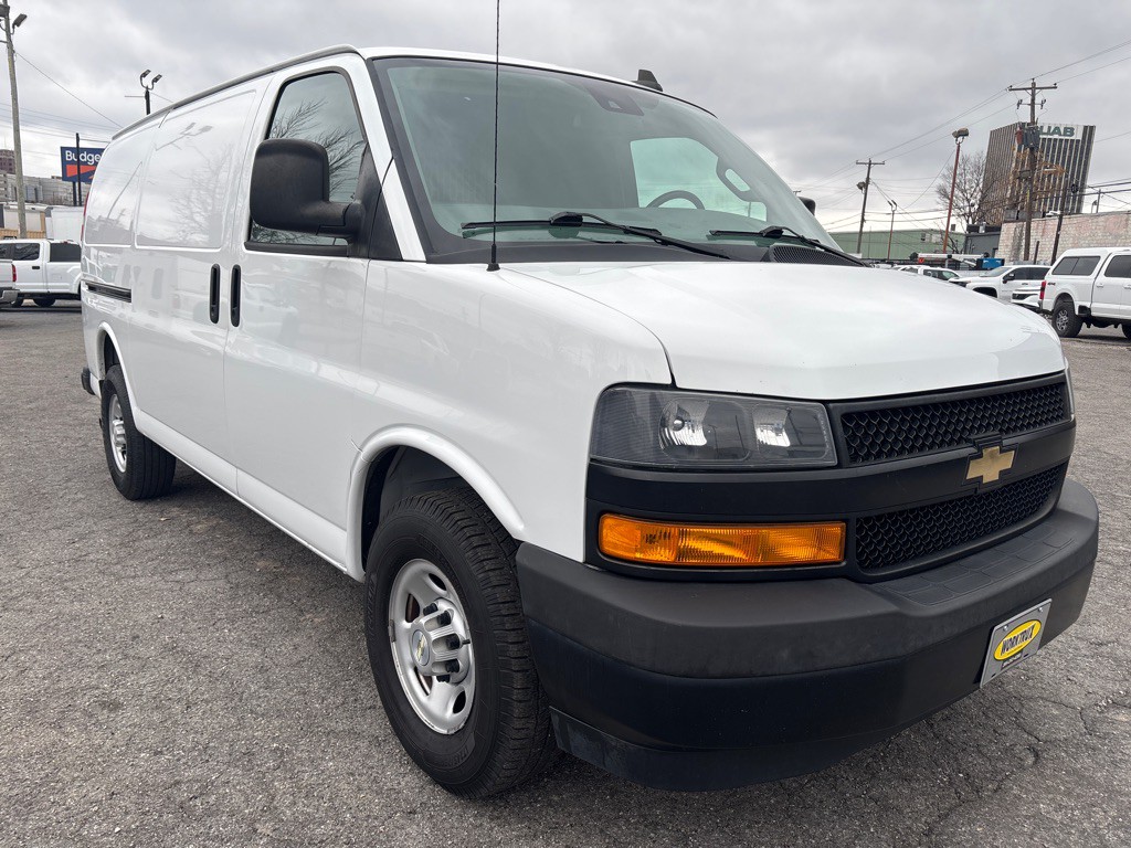 2020 Chevrolet Express Image 7