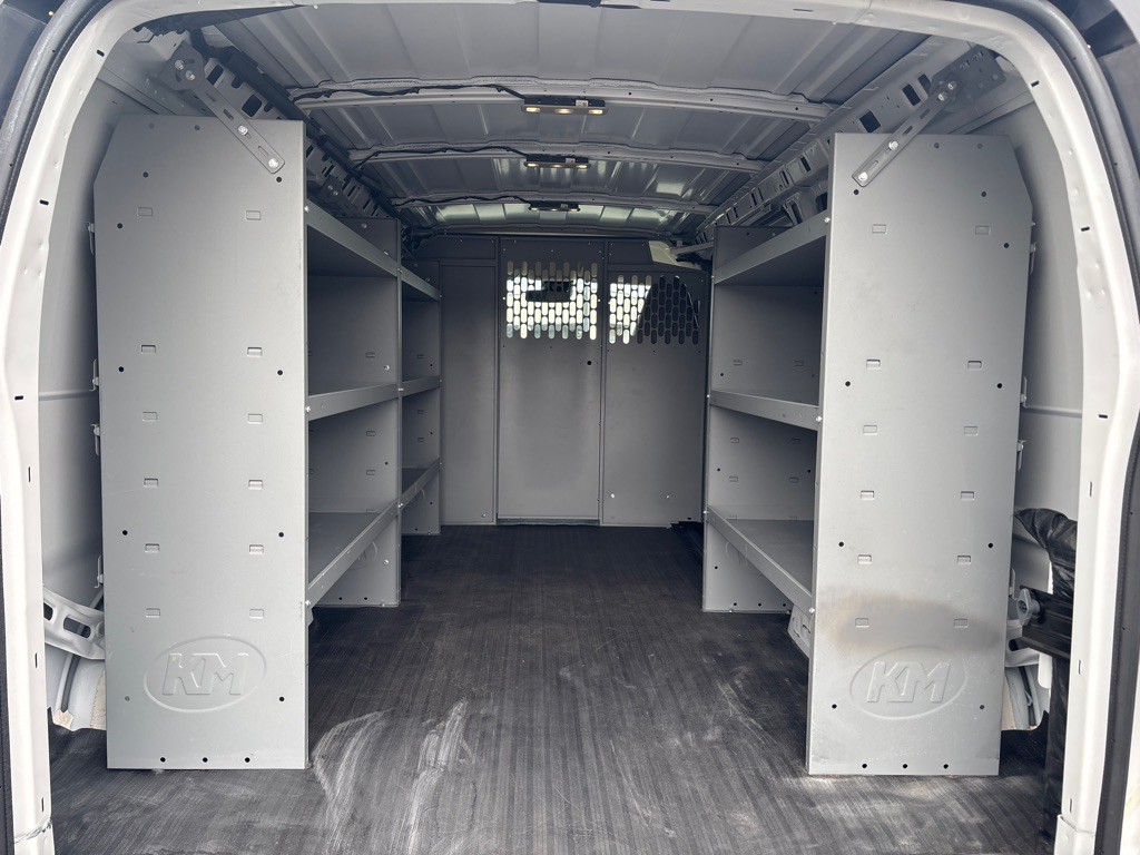 2020 Chevrolet Express Image 17