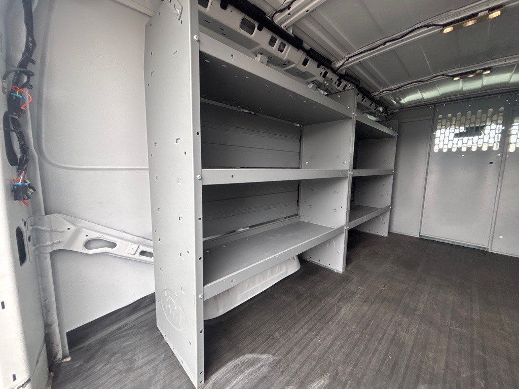 2020 Chevrolet Express Image 18