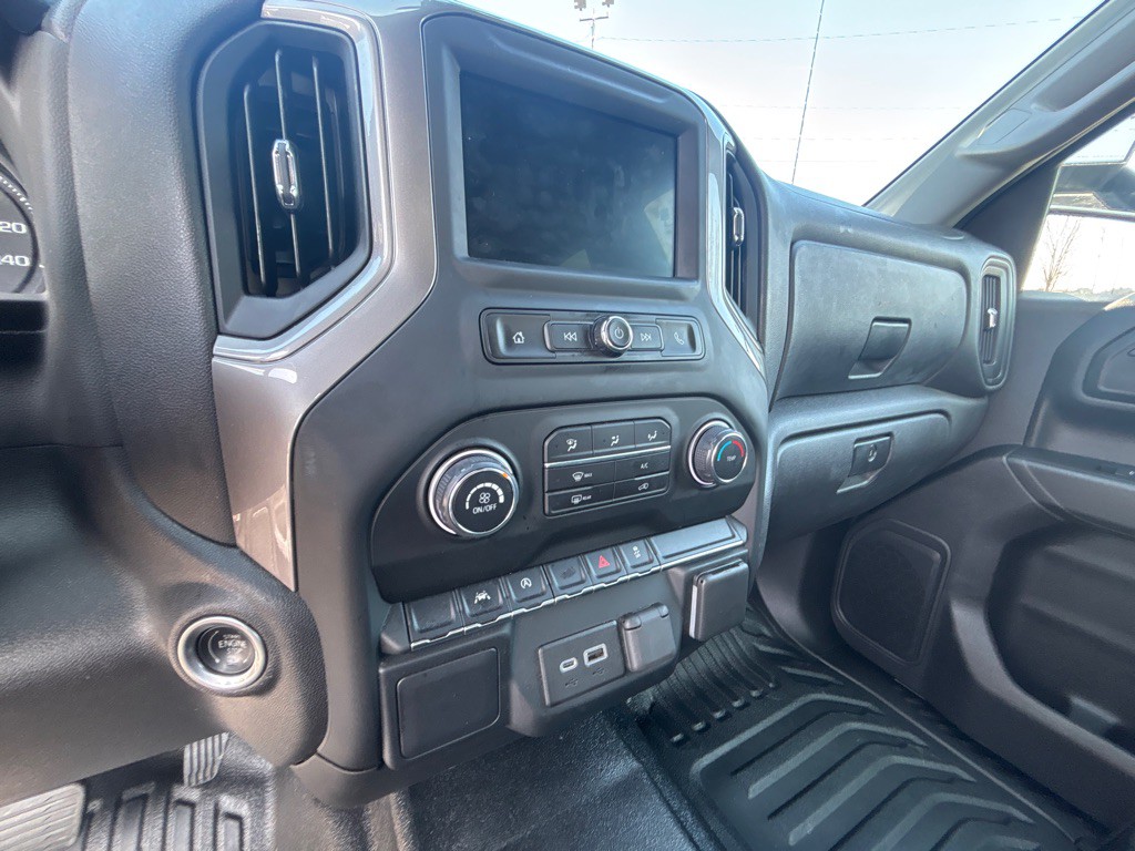 2022 Chevrolet Silverado 1500 Image 13