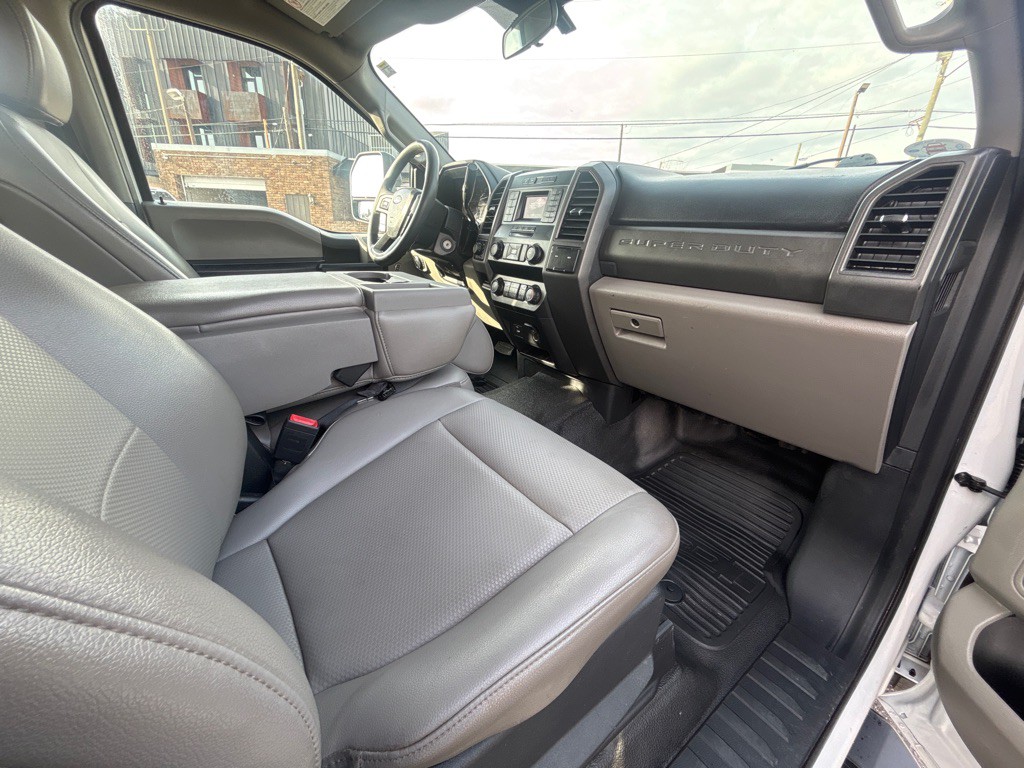 2021 Ford F-250 Image 18