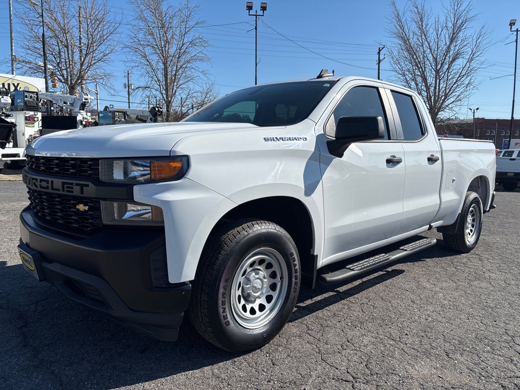 2019 Chevrolet Silverado 1500 Image 1