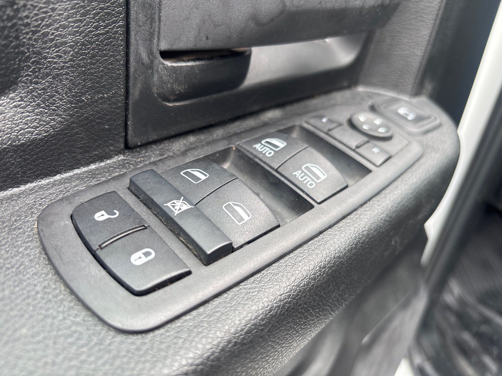 2024 RAM 5500 Image 11