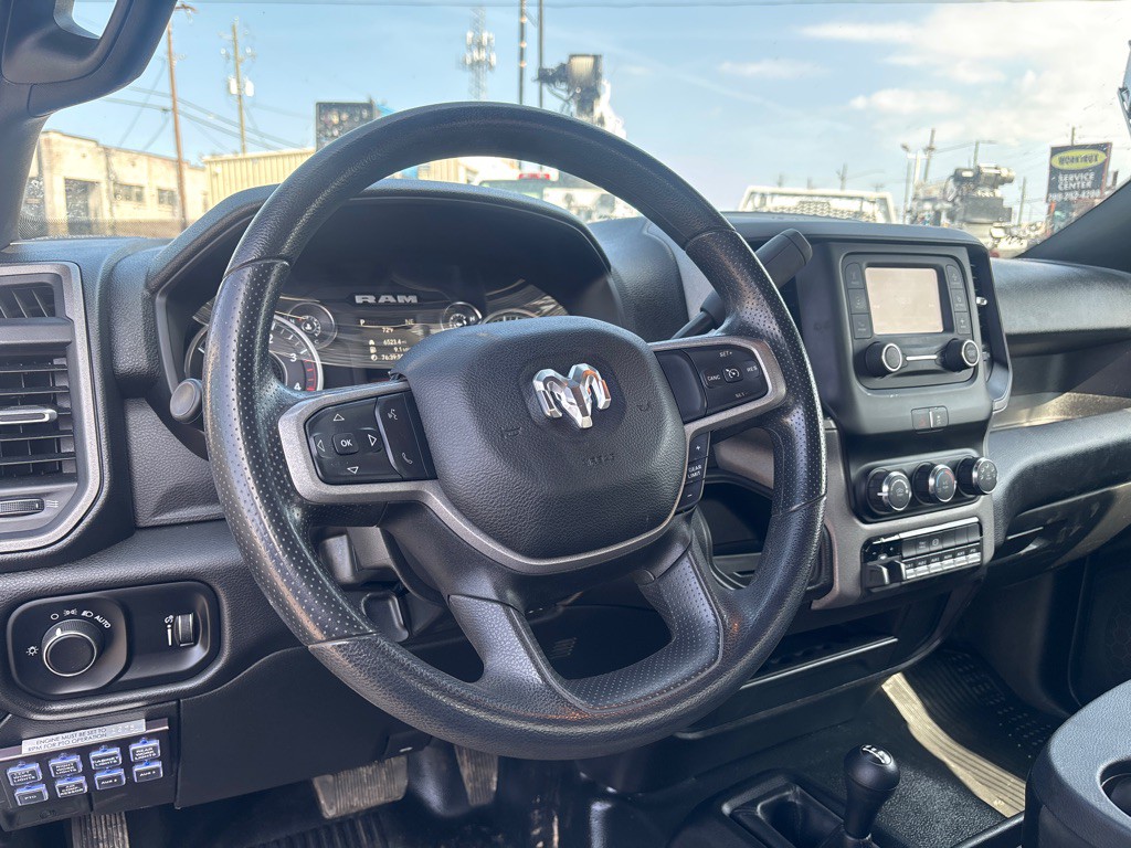2024 RAM 5500 Image 9