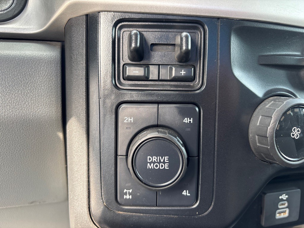 2024 Ford F-250 Image 21