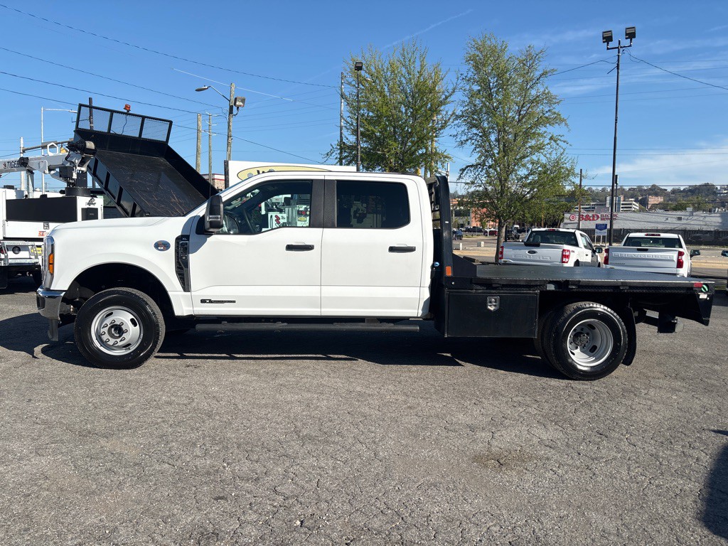 2024 Ford F-350 Image 2