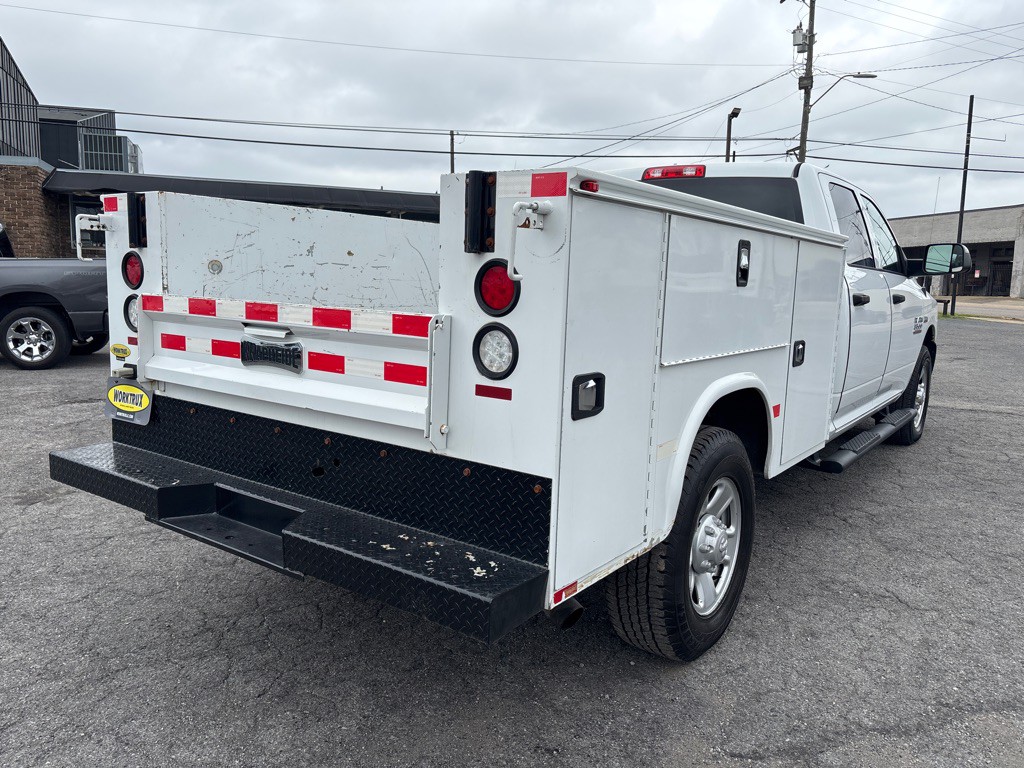 2017 RAM 3500 Image 5