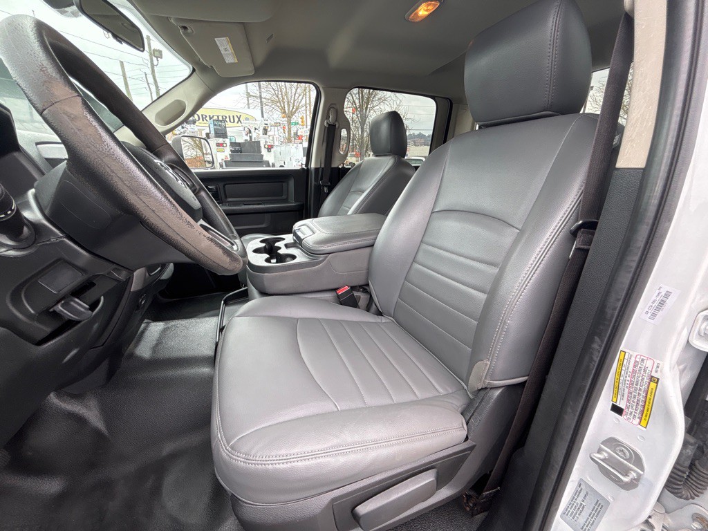 2017 RAM 3500 Image 17