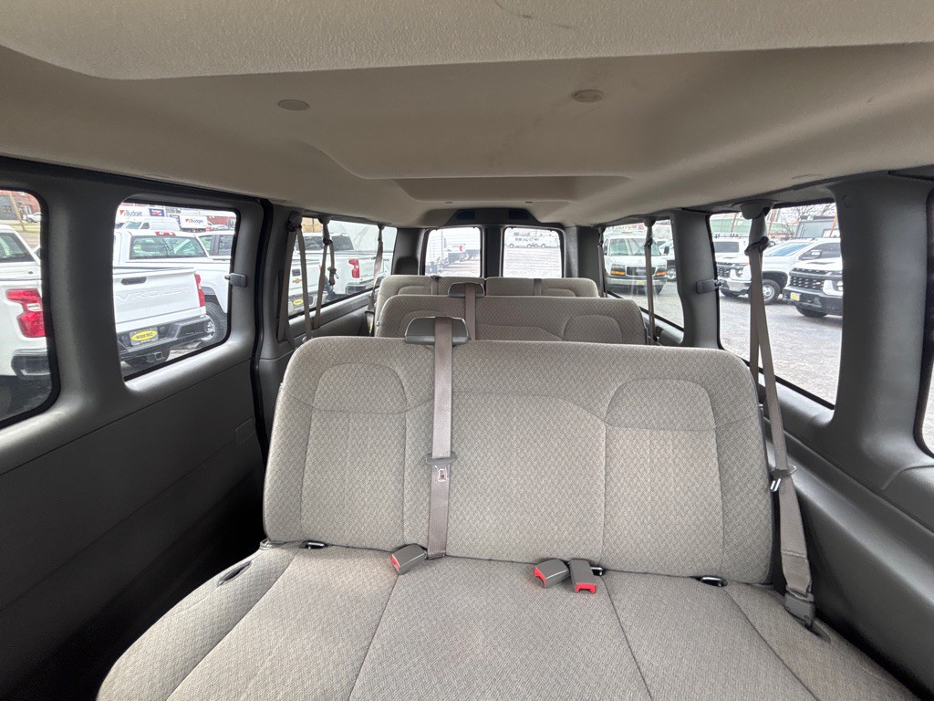 2023 Chevrolet Express Image 7