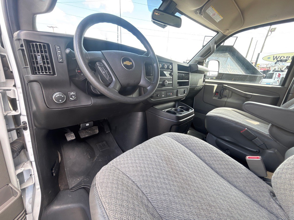 2023 Chevrolet Express Image 9