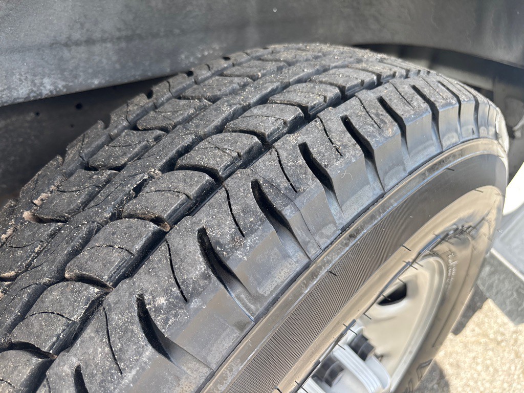 2023 Chevrolet Express Image 21