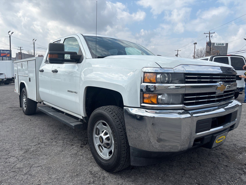 2019 Chevrolet Silverado 1500 Image 3