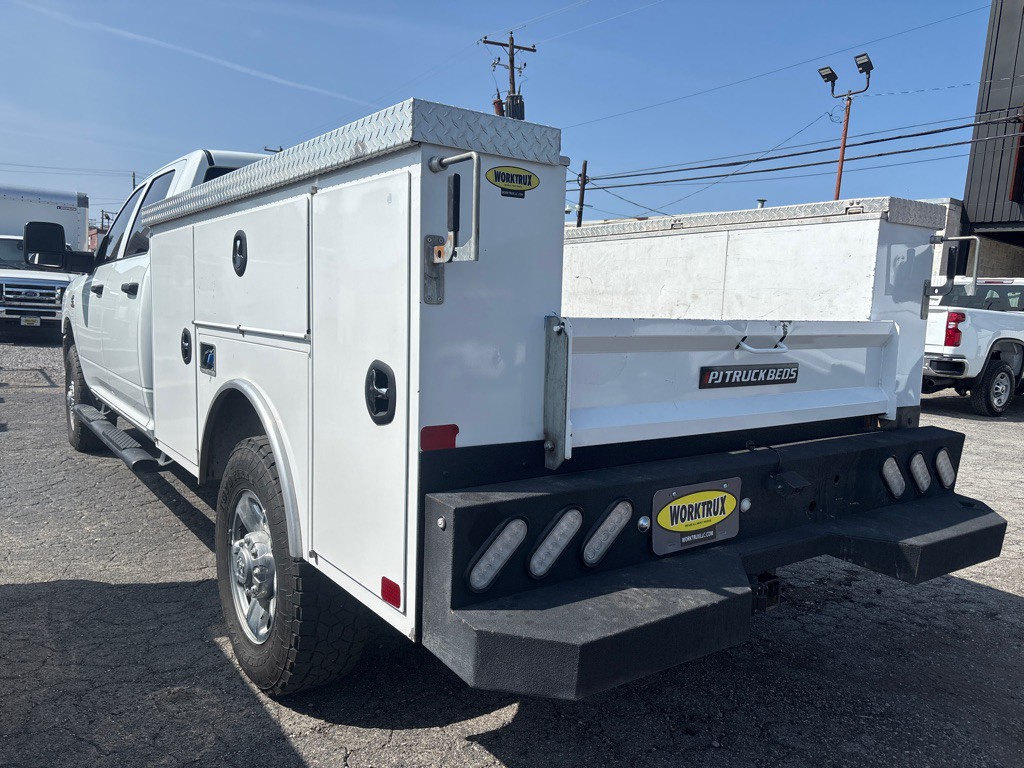 2024 RAM 2500 Image 2