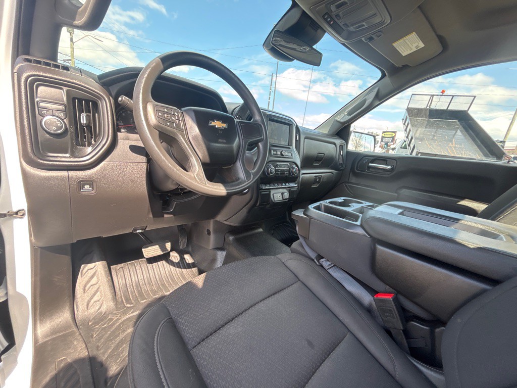 2024 Chevrolet Silverado 1500 Image 9