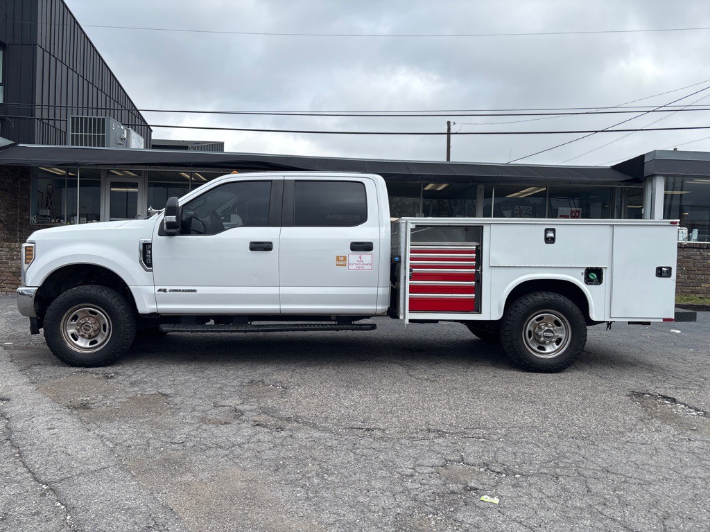 2018 Ford F-350 Image 2