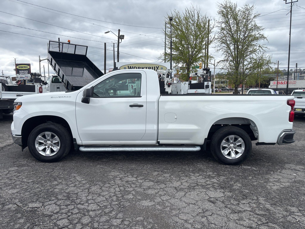 2024 Chevrolet Silverado 1500 Image 2