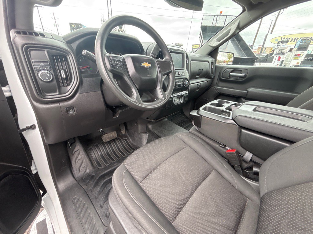 2024 Chevrolet Silverado 1500 Image 9