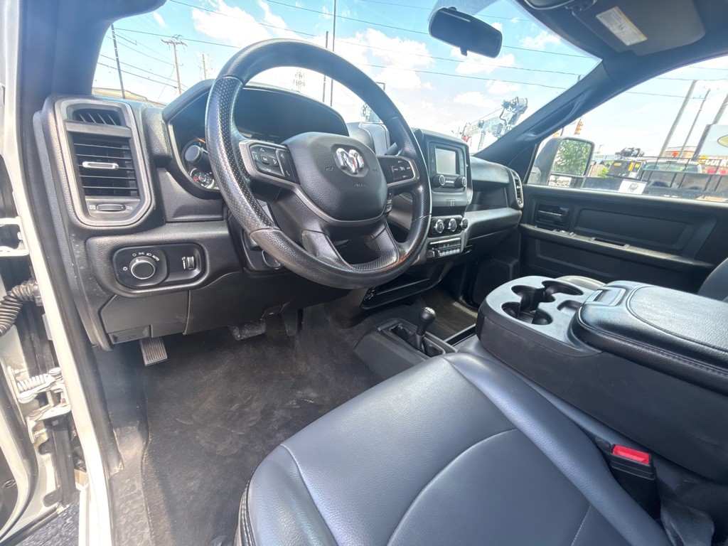 2024 RAM 3500 Image 13
