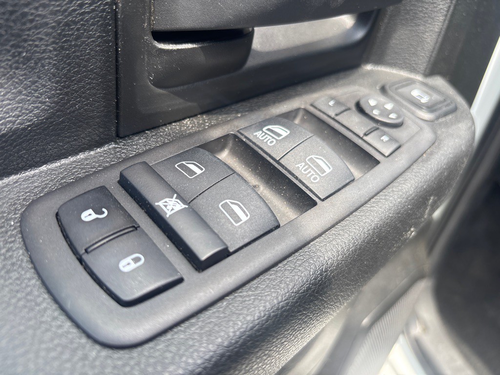 2024 RAM 3500 Image 14
