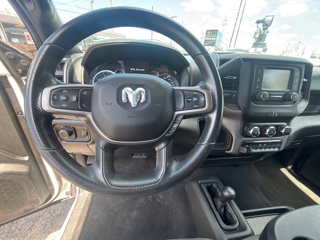 2024 RAM 3500 Image 15