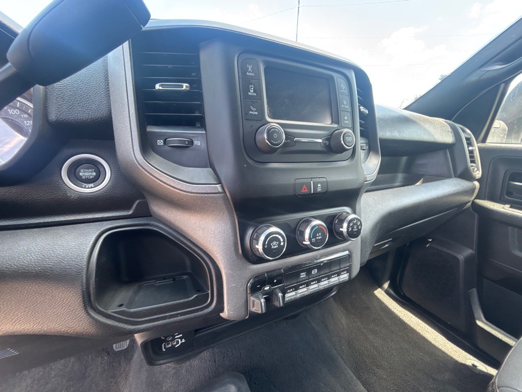 2024 RAM 3500 Image 18