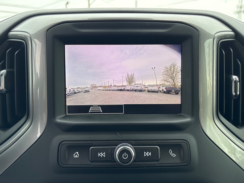 2024 Chevrolet Silverado 1500 Image 17