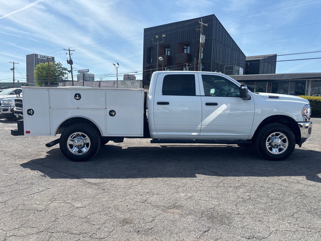 2024 RAM 2500 Image 6