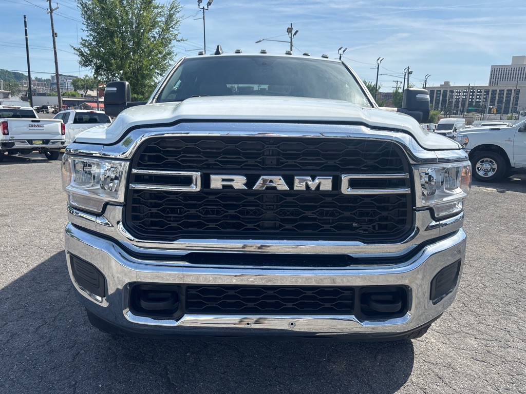 2024 RAM 2500 Image 8