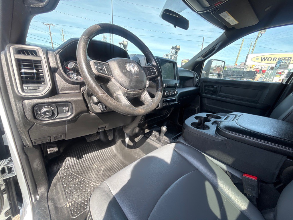 2024 RAM 2500 Image 9