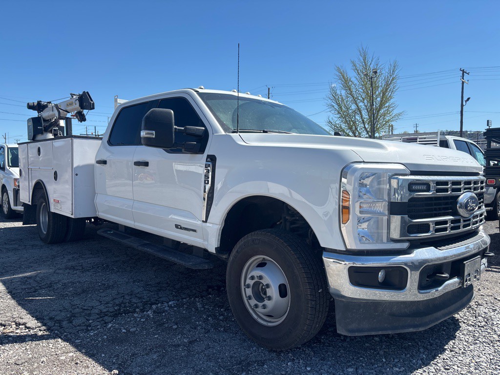 2024 Ford F-350 Image 1
