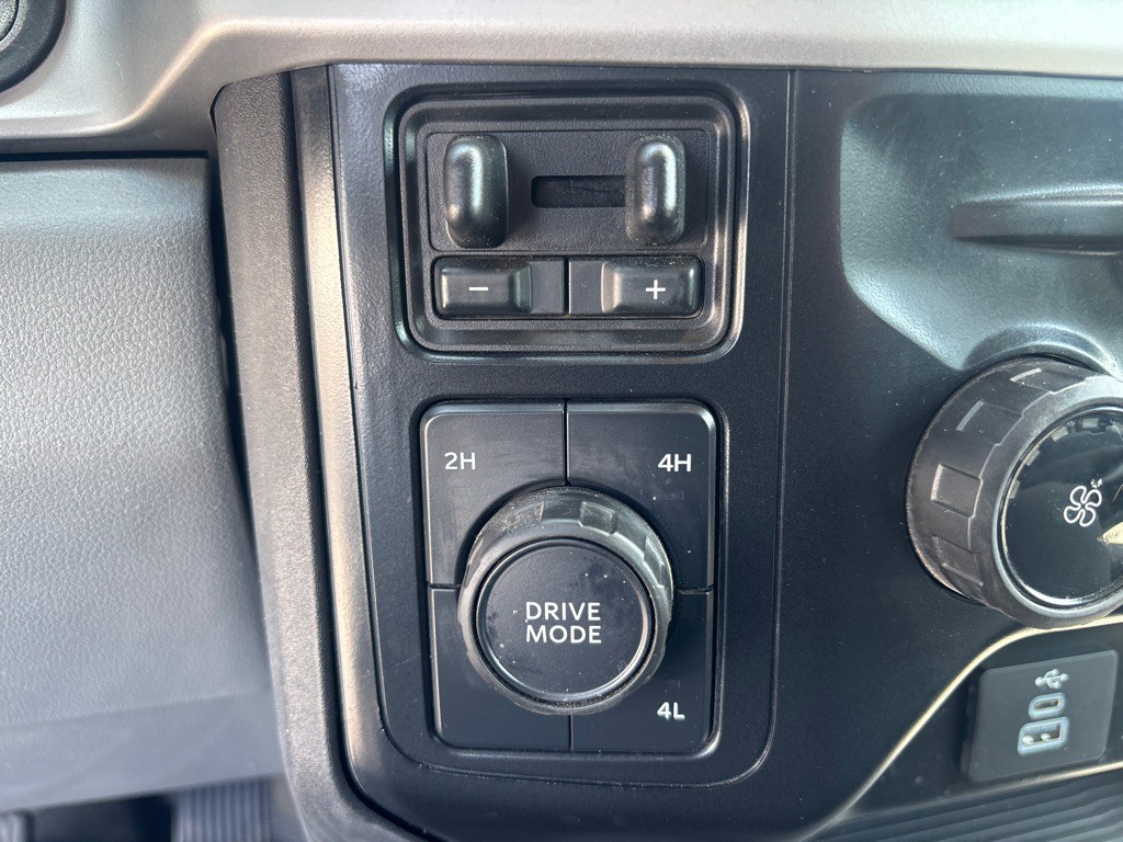 2024 Ford F-350 Image 15