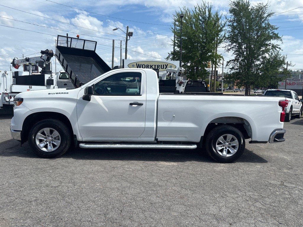 2024 Chevrolet Silverado 1500 Image 2