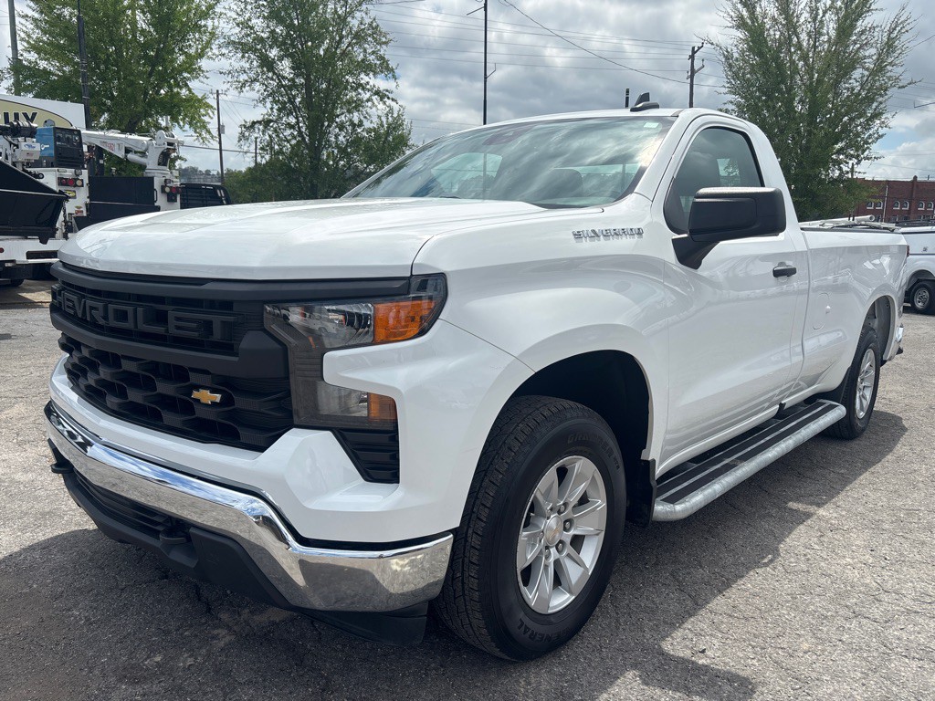 2024 Chevrolet Silverado 1500 Image 1