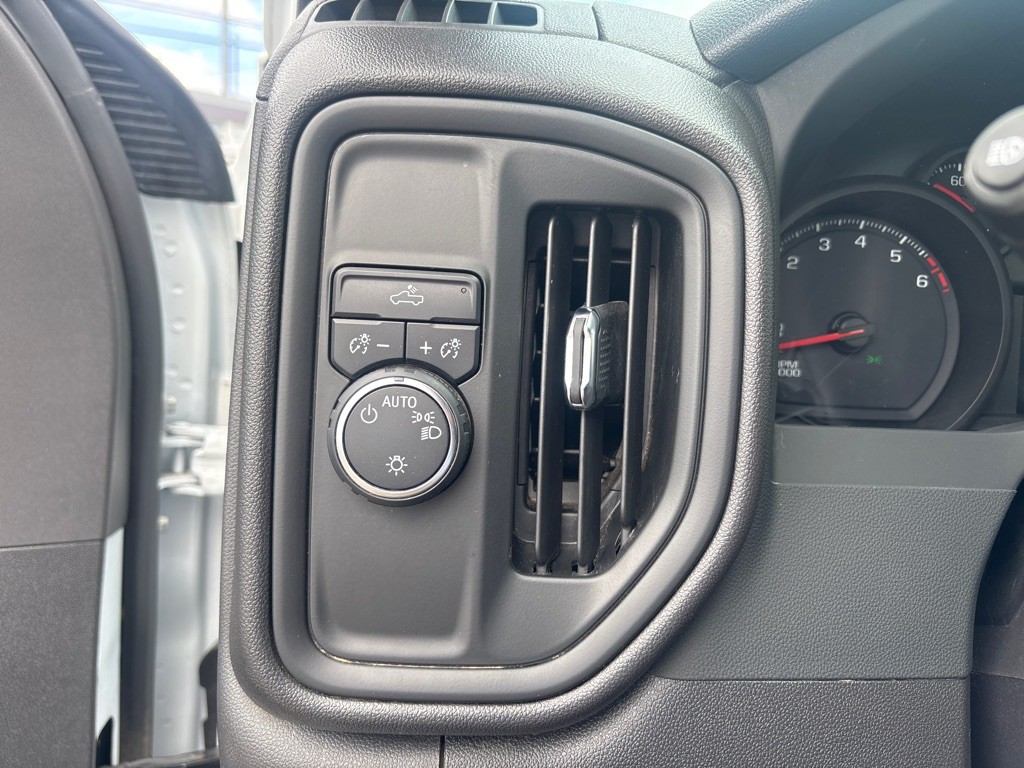 2024 Chevrolet Silverado 1500 Image 13